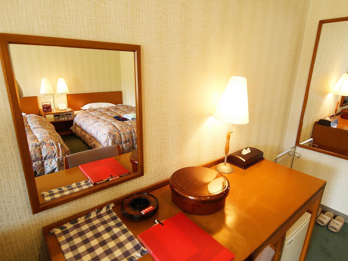 Kamiyama Onsen Hotel Shikinosato & Iyashinoyu Токушима Екстериор снимка