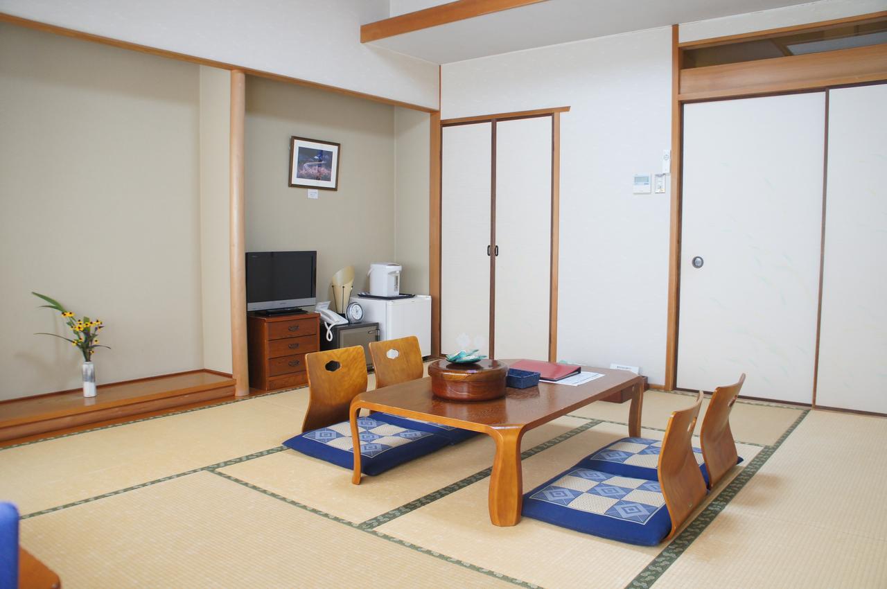 Kamiyama Onsen Hotel Shikinosato & Iyashinoyu Токушима Екстериор снимка